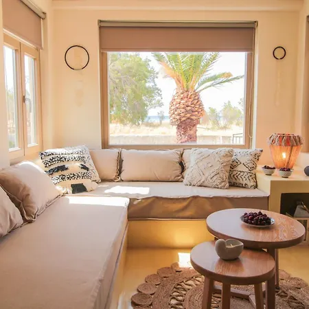 4twaves House - Beachfront In Agios Ioannis Casa vacanze